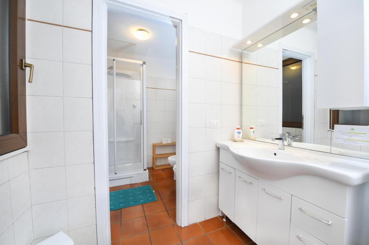 Villa Pinetina B&B Lasnigo 외부 사진